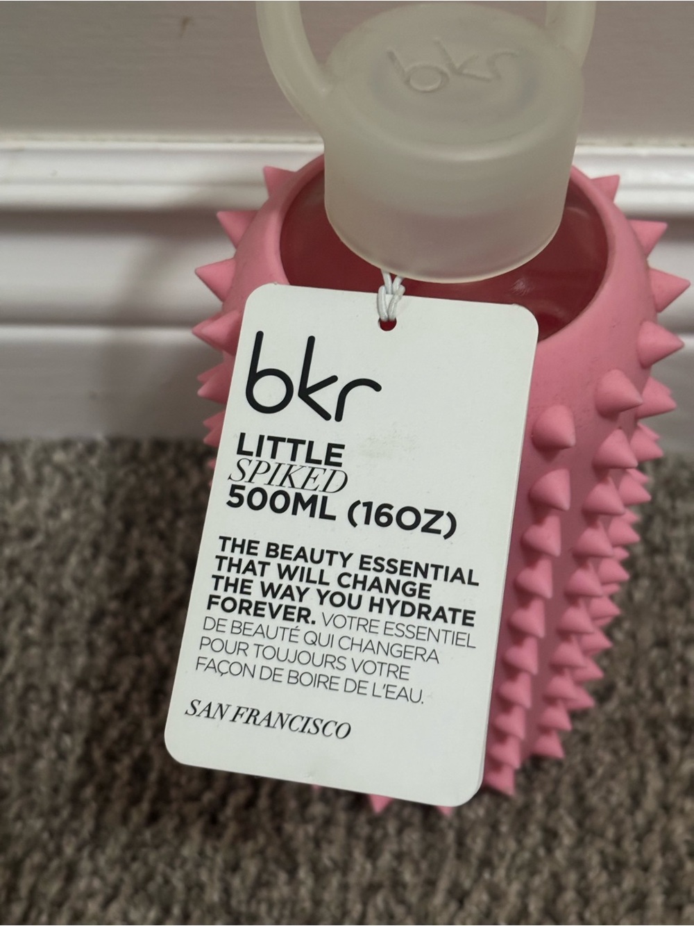 NWT bkr Little Spiked Pink Glass Water Bottle 500mL 16oz